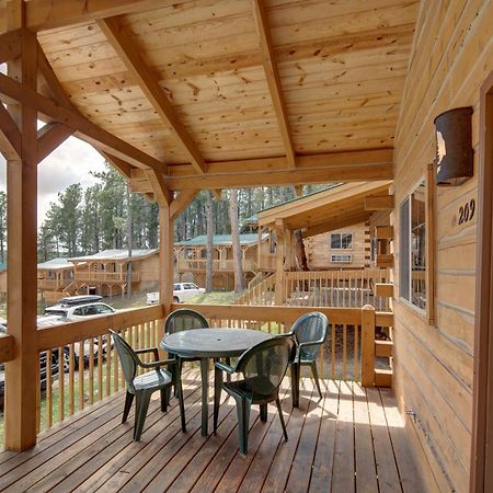 Rock Crest Lodge & Cabins Custer Exterior photo